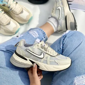 کتونی اسپرت زنانه نایک مدل V2K (وارداتی)