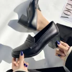 کفش پاشنه اداری