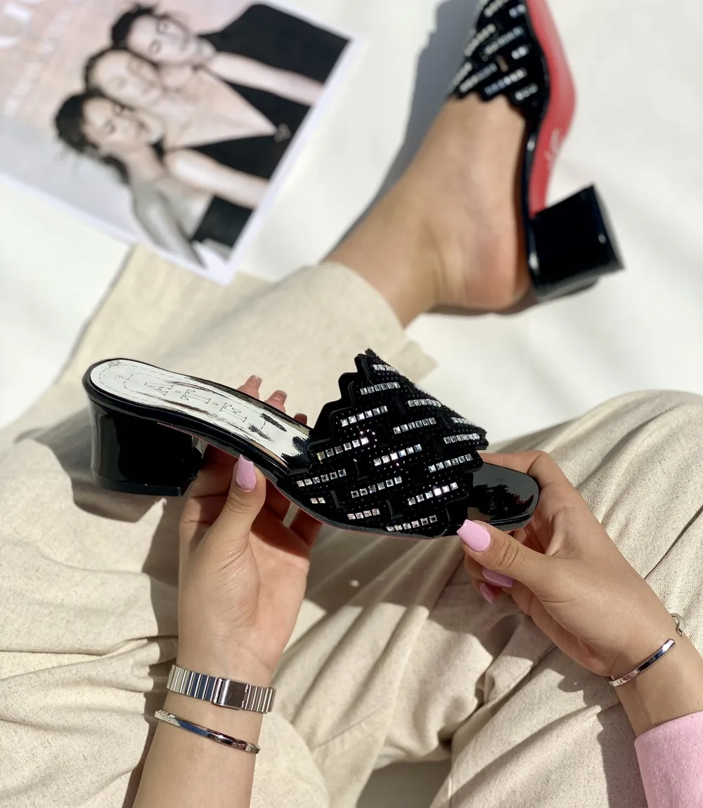 -دار-۱۳۲۶-1.jpeg صندل پاشنه دار - Image 1