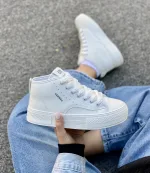 ونس یرفا ساقدار