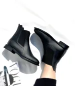 نیم بوت کلاسیک زنانه - Image 2