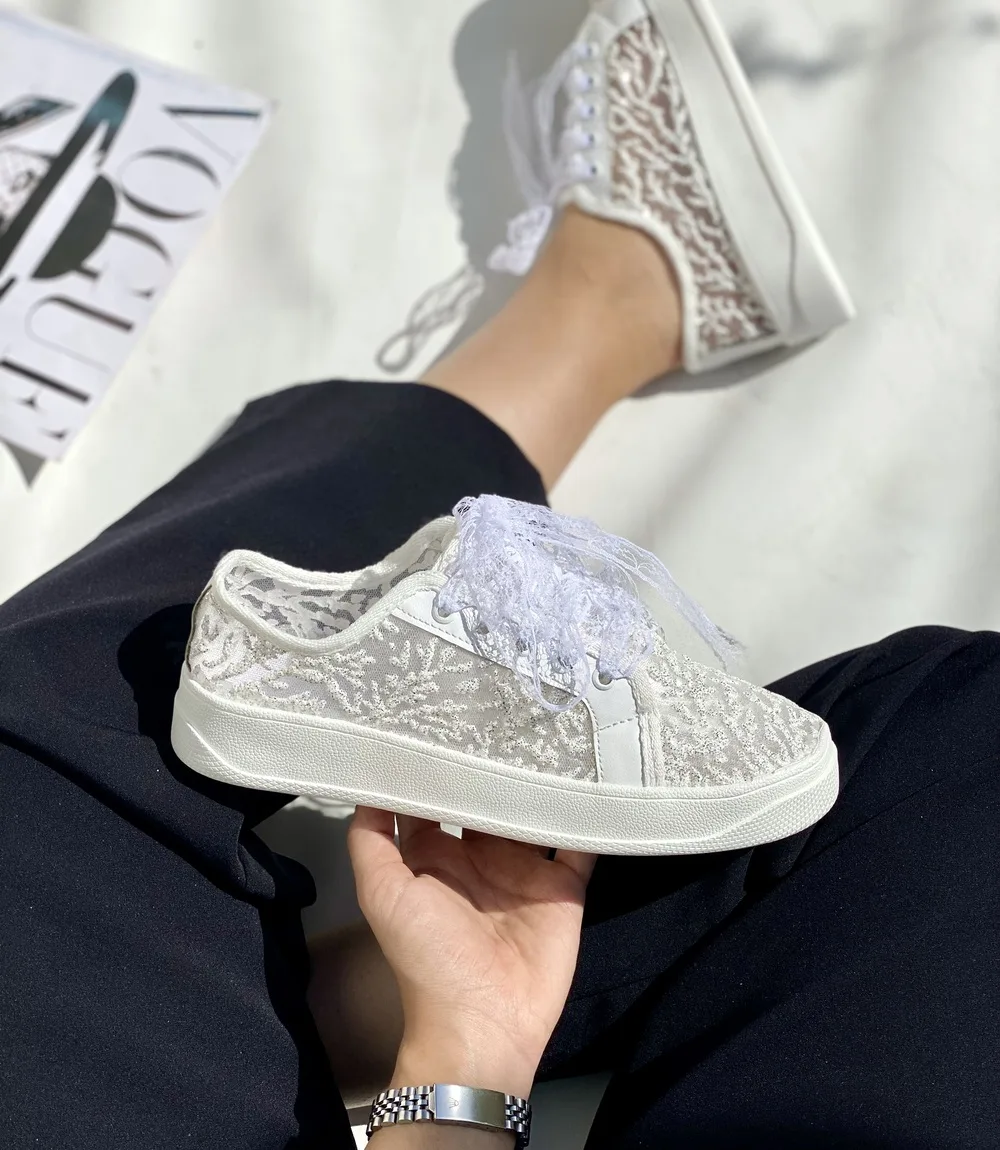 کتونی ونس عروس