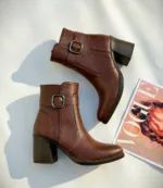 نیم بوت پاشنه دار زنانه قهوه ای - Image 2