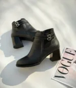 نیم بوت پاشنه دار دو سگک - Image 2