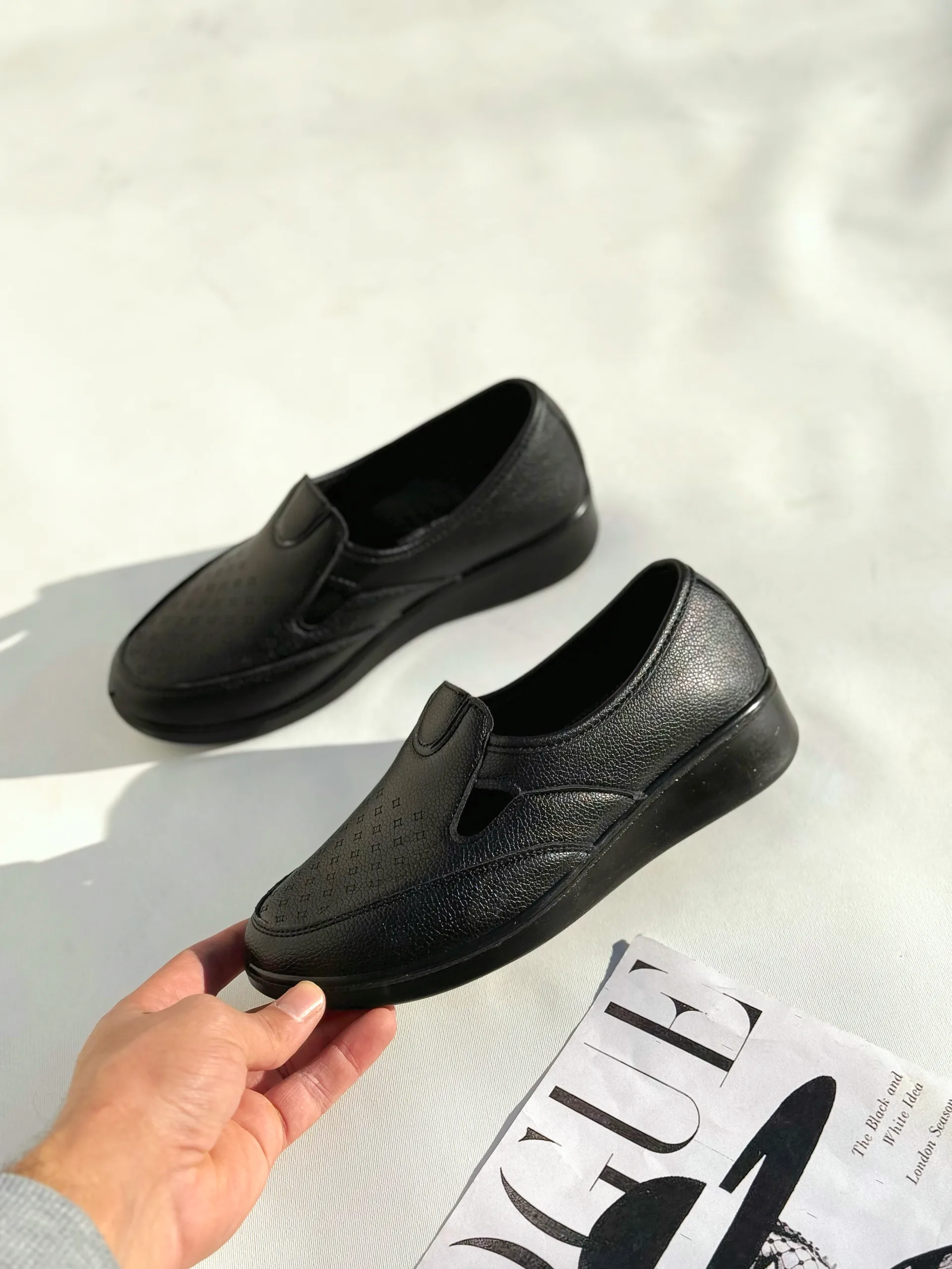 copy_7001EB1E-05DF-4F0B-8AE9-AAD65C0A1C08 کفش طبی زنانه اصیل تبریز - Image 1