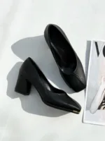 کفش زنانه پنجه طلا پاشنه شیش سانت